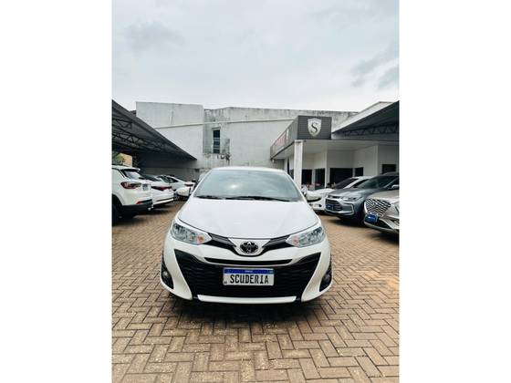 TOYOTA YARIS 1.5 16V FLEX XL PLUS CONNECT MULTIDRIVE TOYOTA YARIS 1.5 16V FLEX XL PLUS CONNECT MULTIDRIVE